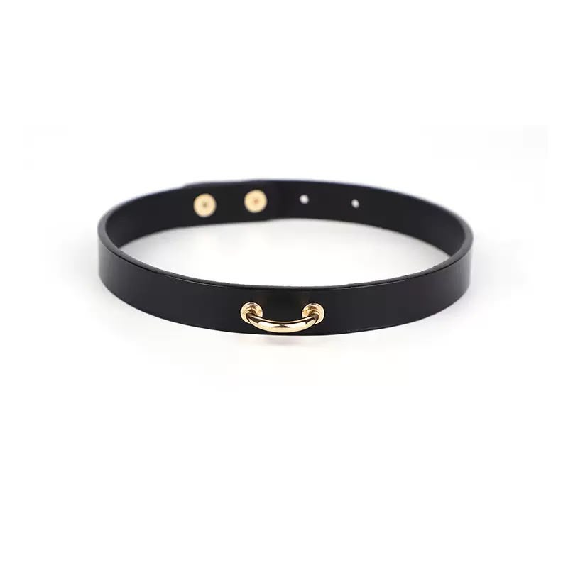 Collier BDSM cuir noir fin fermoir doré