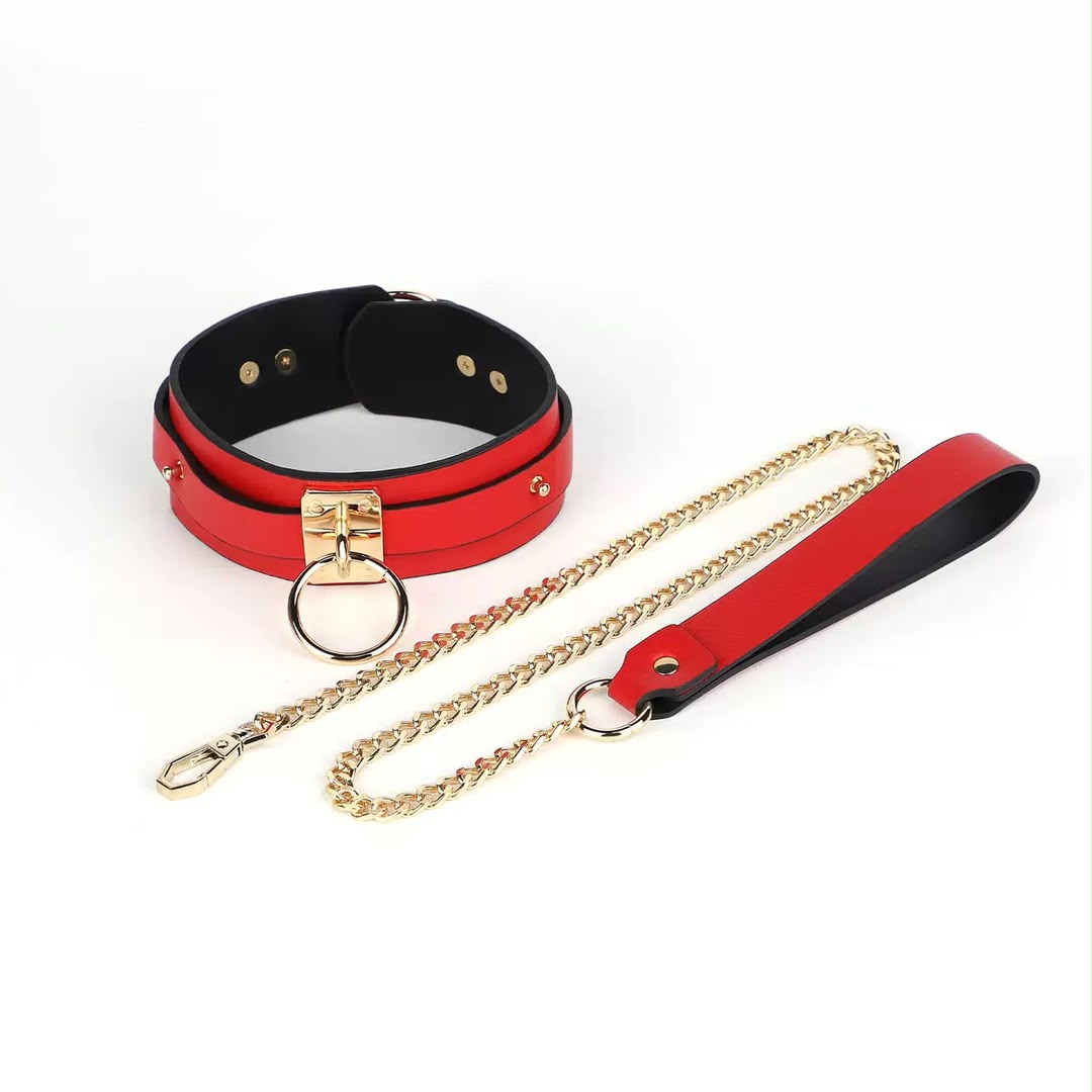 Collier et laisse BDSM cuir rouge chaîne dorée